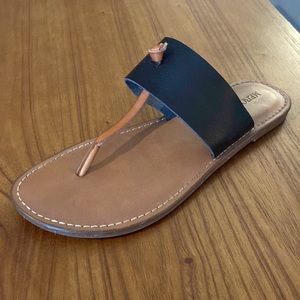 Versatile Merona Sandal